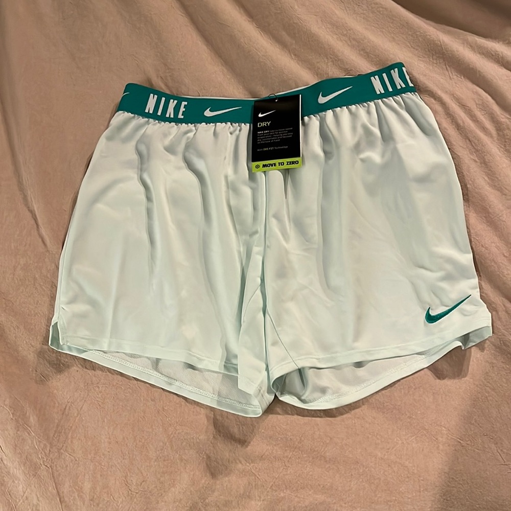 Girls Nike Basketball shorts